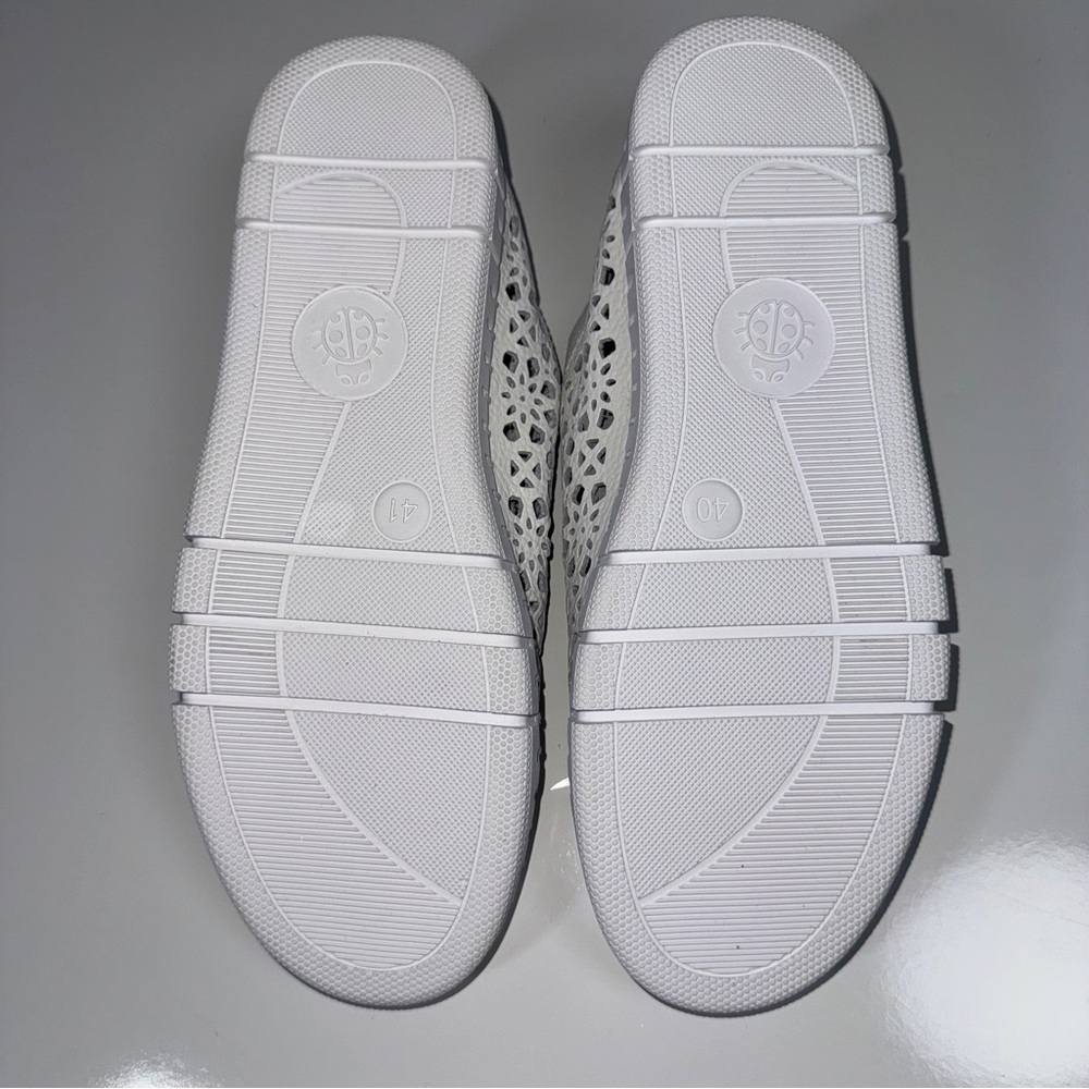 Yokono‎ Leather Laser Cut Sneakers White Women’s Size 41 - Picture 12 of 16